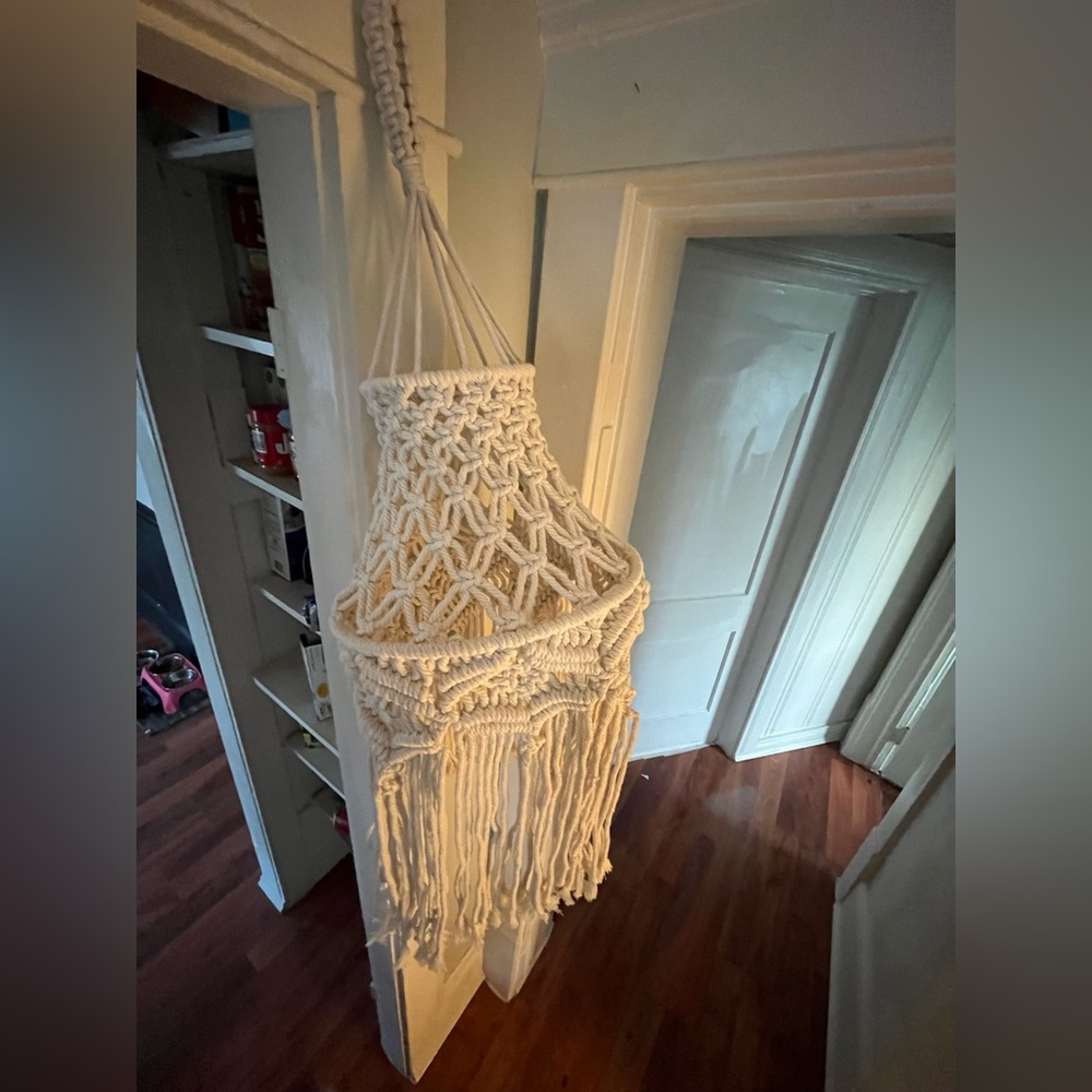 macrame wall hanging fixture for light . - Picture 3 of 3